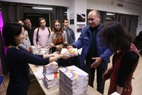 Добровольческое движение "Даниловцы" выпустило двухтомник "Стандарт социального волонтерства".